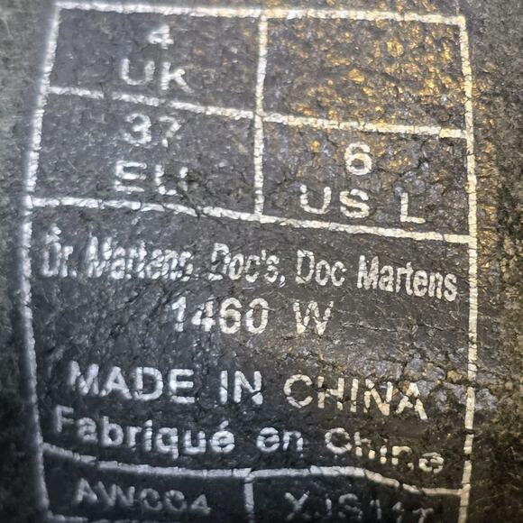 Dr. Martens 1460 Women's Original Smooth Leather Lace Up Boots - Black, Size 6 - Picture 11 of 11